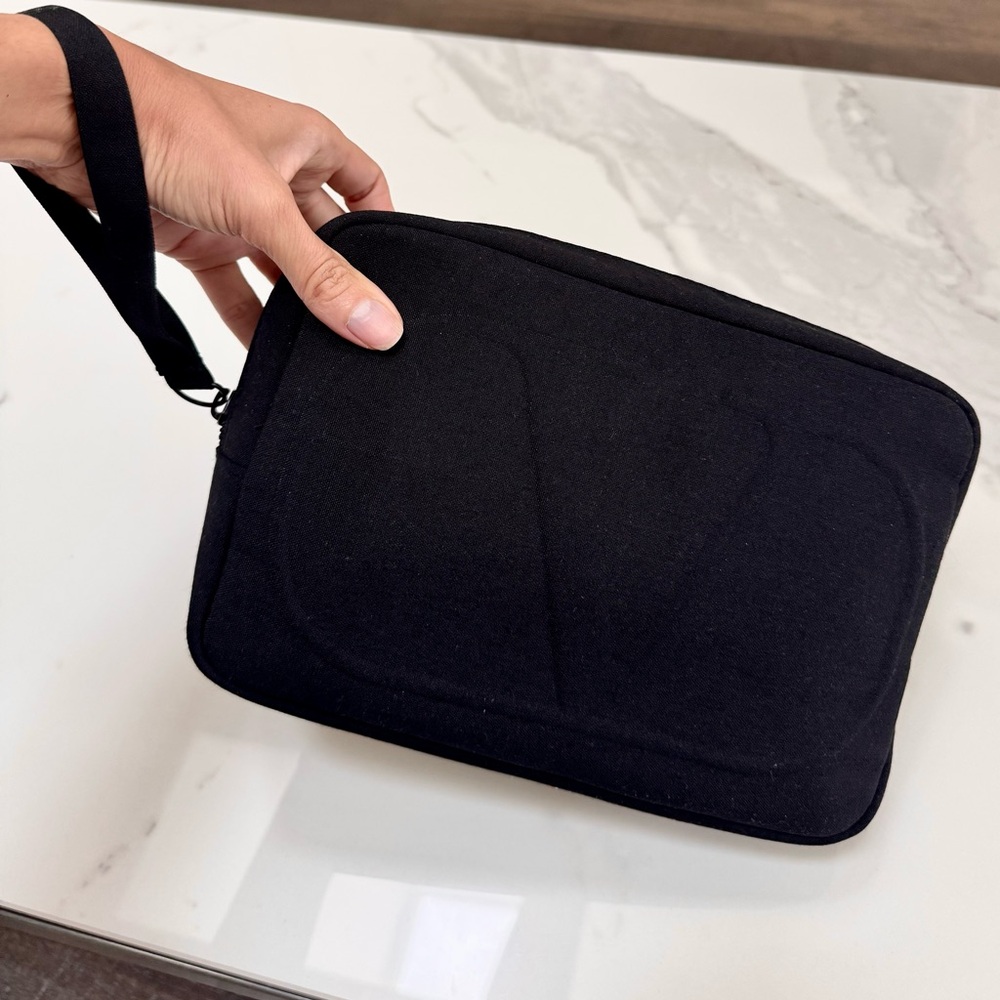 New - Valentino Garavani Pouch with Wrist Strap - Picture 3 of 5